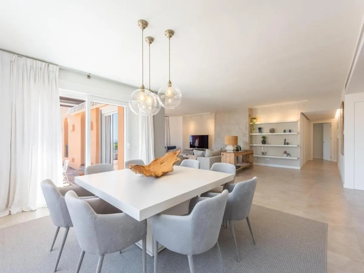 Los Belvederes A Spacious And Luxury Apartment Μαρμπέλλα Ισπανία