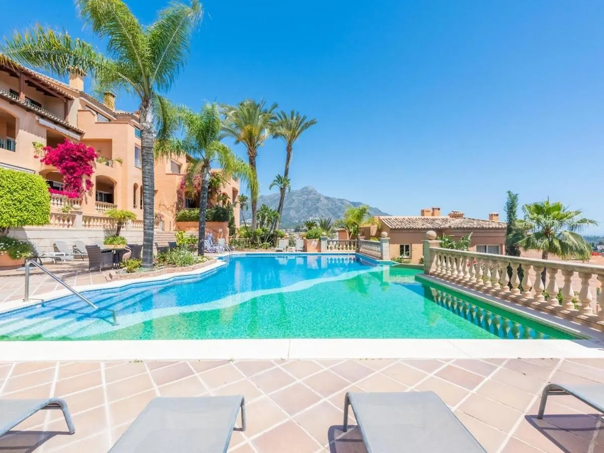 Los Belvederes A Spacious And Luxury Apartment Μαρμπέλλα